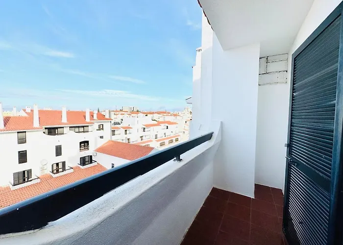 Privado T1 Rua Da Oura Albufeira
