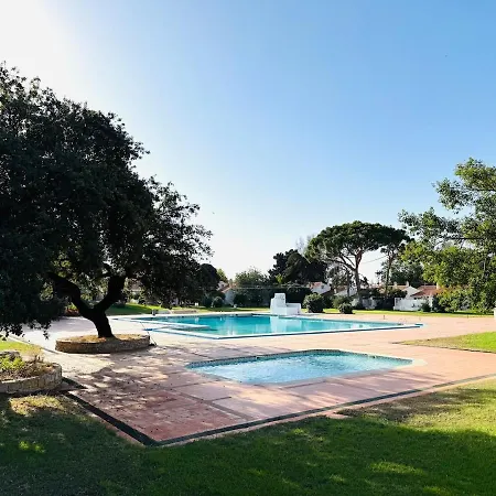 Privado T1 Rua Da Oura